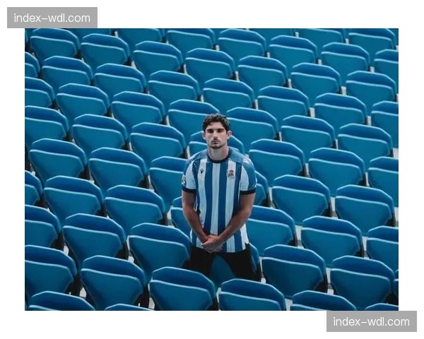 评论:西甲考虑将夏季转会窗关闭日期提前至赛季开始前,引发俱乐部争议。